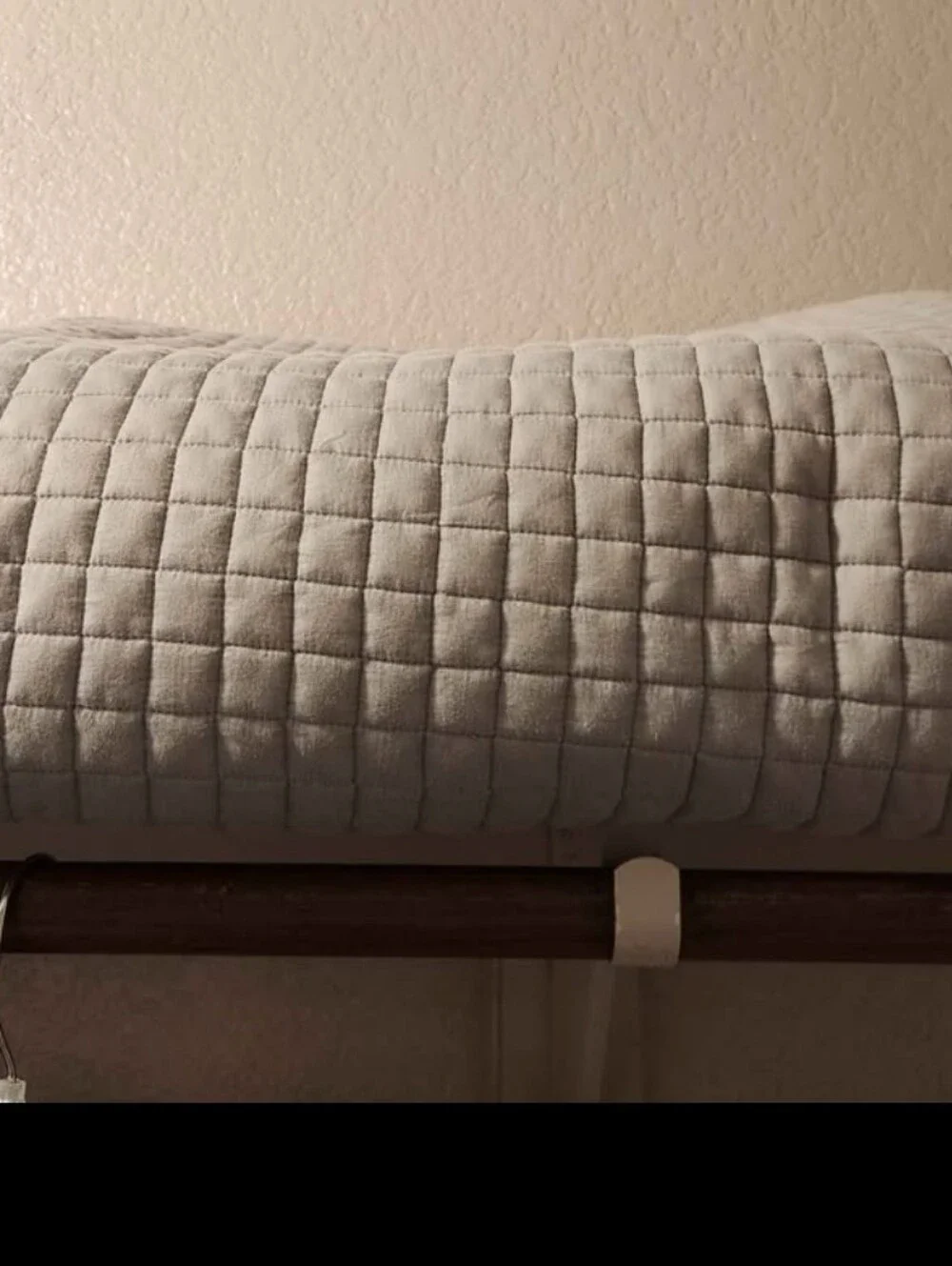 Classic Quilted Bedspread - Light Blue / Light Brown